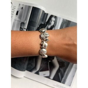 SILVER BASEBALL CHARM BRACELET‎